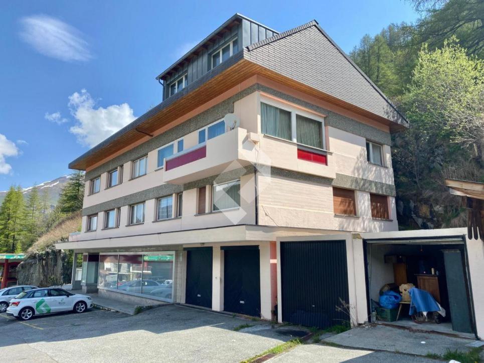 Les Nis Apartment Bourg-Saint-Pierre Exterior foto